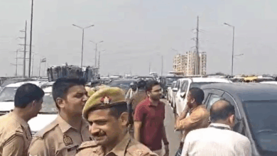 Photo of UP: बरेली हिंसा पर सियासी बवाल, सपा नेताओं को पुलिस ने रोका; कुछ हाउस अरेस्ट