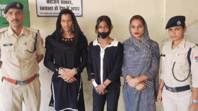 Photo of भोपाल में ट्रेन पर पथराव… यात्रियों से विवाद के बाद तीन किन्नर गिरफ्तार