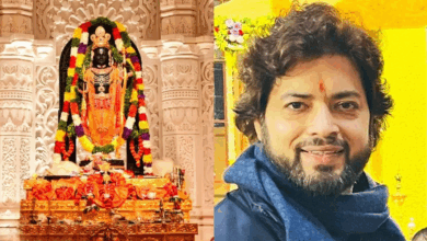 Photo of अयोध्या में धर्मध्वजा स्थापना के बीच भावुक हुए रामलला के ड्रेस डिज़ाइनर मनीष त्रिपाठी