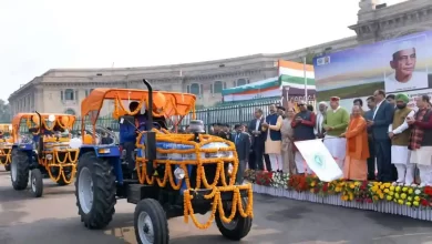 Photo of यूपी में किसानों की मेहनत को सलाम… मुख्यमंत्री ने दिया ट्रैक्टर और कृषि पुरस्कार