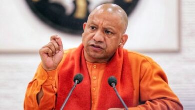 Photo of CM Yogi एक्शन मोड में… अहम बैठक में मंत्रियों-अधिकारियों को 15 मिनट पहले पहुंचने का आदेश