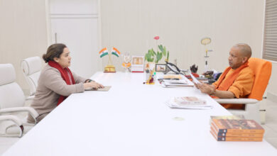 Photo of KGMU में हिंसा और हंगामे के बाद CM Yogi ने अपर्णा यादव को तलब किया