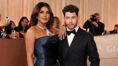 Photo of Golden Globe Awards: वेस्टर्न गाउन में छाईं ‘देसी गर्ल’, प्रियंका-निक की केमिस्ट्री पर फिदा फैंस