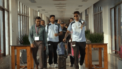 Photo of IND vs NZ: आखिरी मैच के लिए तिरुवनंतपुरम पहुंची टीम इंडिया, सूर्या बने संजू के ‘बॉडीगार्ड’