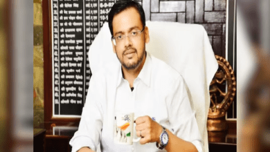 Photo of IAS बेटे ने की मारपीट और गाली-गलौज? मां के आरोपों को अभय सिंह ने किया खारिज
