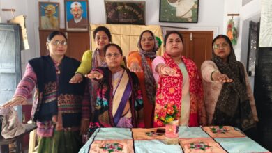 Photo of महिला उद्योग शिल्प कला केन्द्र ने लिया संकल्प… राष्ट्रीय मतदान दिवस पर जागरूकता कार्यक्रम