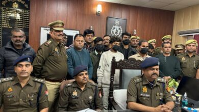 Photo of Lucknow में दिनदहाड़े बमबाजी का खुलासा… रंगदारी न मिलने पर मचाई दहसत