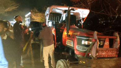 Photo of बदायूं में शादी की खुशियां गम में बदलीं, दो ट्रैक्टरों की भिड़ंत में 3 की मौत; कई घायल