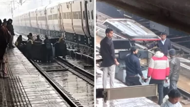 Photo of लखनऊ स्टेशन पर सुरक्षा में चूक… प्लेटफॉर्म से नीचे ट्रैक पर गिरी बैट्री ऑपरेटेड कार
