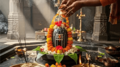 Photo of भगवान शिव को चढ़ाएं ये खास चीजें, दूर होंगी परेशानियां और घर में बढ़ेगा प्रेम…