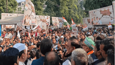 Photo of यूपी कांग्रेस का विधानसभा घेराव; हिरासत में अजय राय, अविनाश पांडे और आराधना मिश्रा…