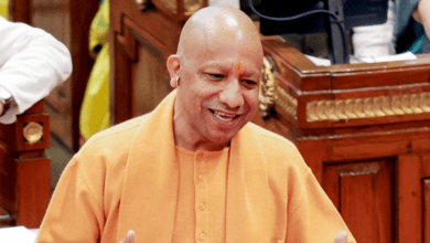Photo of विधानसभा में CM योगी का व्यंग्य वार, सपा सरकार की ‘ऐतिहासिक भूल’ का जिक्र…