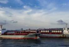 Photo of सिर्फ डेढ़ दिन की राहत! ‘शिवालिक’ और ‘नंदा देवी’ से आई LPG से भरेंगे 6 करोड़ सिलेंडर