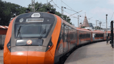 Photo of अब दिल्ली दूर नहीं… लखनऊ, वाराणसी होते हुए पुरुलिया तक नई ट्रेन 14 मार्च से शुरू