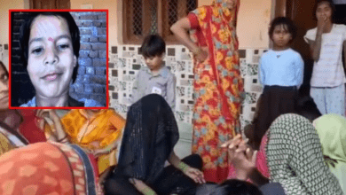 Photo of UP News: आगरा में खटारा स्कूल बस का टूटा फर्श, पहिये से कुचलकर बच्ची की मौत