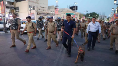 Photo of Eid की सुरक्षा को लेकर लखनऊ में चप्पे-चप्पे पर पहरा, 2 हजार से अधिक पुलिसकर्मी तैनात