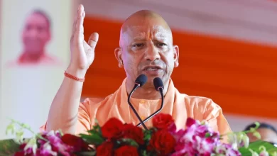 Photo of कांग्रेसी नेता की तारीफ में CM Yogi… Tej Pratap Shahi के व्यक्तित्व को बताया खास