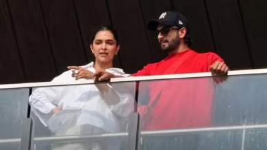 Photo of Deepika Padukone: नए घर की बालकनी में चहकते दिखे रणवीर-दीपिका, एक्ट्रेस का दिखा बेबी बंप