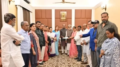 Photo of पति-पत्नी की जोड़ी हिट हो गई! TMC के 20 सांसदों के विलय से बदली NCPI की तस्वीर
