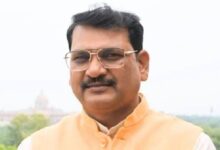 Photo of PDA बनाम OBC की सियासत तेज, अमरपाल मौर्य ने सपा को दी चुनौती