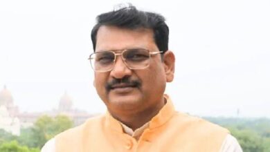 Photo of PDA बनाम OBC की सियासत तेज, अमरपाल मौर्य ने सपा को दी चुनौती