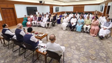 Photo of संसद के हंगामे के बीच PM Modi की ब्रेकफास्ट डिप्लोमेसी, नए NDA सांसदों को दिया भरोसा…