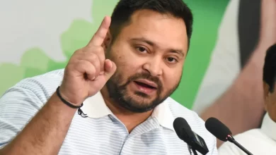 Photo of BPSC अधिकारी के ‘कुत्ता भौंके हजार’ बयान पर बवाल, तेजस्वी ने की बर्खास्तगी की मांग