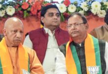 Photo of UP BJP में बड़ा संगठनात्मक फेरबदल, चुनाव से पहले 13 नेताओं को अहम जिम्मेदारी