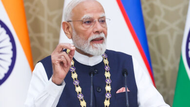 Photo of मनुष्य ऐसे कर्म करें जो हृदय में प्रेम, सौहार्द्र और सद्भाव को बढ़ाए