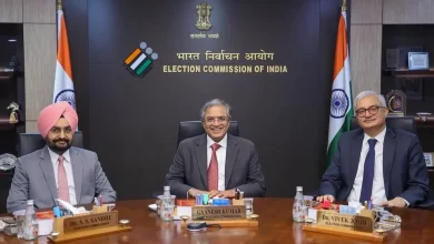 Photo of CEC को हटाने की मांग के बीच चुनाव आयोग की बैठक, निर्वाचन सदन में तीनों आयुक्त जुटे