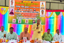 Photo of Etawah के स्वतंत्रता सेनानियों की गाथा पर मंथन, पूर्व IPS की किताब ने खींचा ध्यान