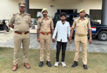 Photo of कार में गोली मारकर प्रॉपर्टी डीलर की हत्या, 22 किमी दूर फेंका शव; CCTV से खुलेगा राज