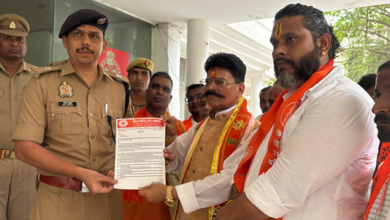 Photo of जनेश्वर मिश्र पार्क कार कांड में VHRP ने सौंपा ज्ञापन, युवक पर लव जिहाद का लगाया आरोप