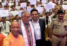 Photo of CM योगी ने नवचयनित पुलिसकर्मियों को बांटे नियुक्ति-पत्र, पिछली सरकारों पर साधा निशाना