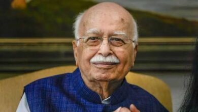 Photo of L K Advani को अपोलो अस्पताल से मिली छुट्टी, सीने में संक्रमण के चलते हुए थे भर्ती