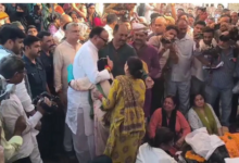 Photo of लखनऊ ट्रिपल मर्डर: मृतकों को DCM ने दिया कंधा, सरकारी नौकरी समेत सभी मांगें मंजूर