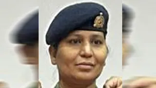 Photo of उत्तराखंड की बेटी संध्या सिंह बनीं लेफ्टिनेंट कर्नल, 80वीं वाहिनी में रचा इतिहास