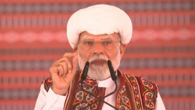 Photo of ‘आपके आलू का कोई सोना नहीं बना सकता’, गुजरात में PM Modi का राहुल गांधी पर तंज