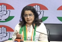 Photo of AAP को बड़ा झटका, राष्ट्रीय प्रवक्ता प्रियंका कक्कड़ ने थामा कांग्रेस का हाथ…