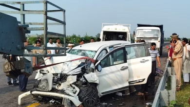 Photo of पूर्वांचल एक्सप्रेसवे पर ट्रक में घुसी कार, लखनऊ से लौट रहे तीन टेनिस खिलाड़ियों की मौत