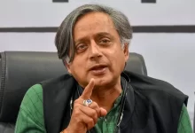 Photo of राहुल गांधी की विदेश यात्रा पर शशि थरूर का तंज? बोले- ‘मैं ट्रैवल एजेंट नहीं हूं’