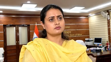 Photo of जमुई अस्पताल में जच्चा-बच्चा की मौत से हड़कंप, मंत्री ने डॉक्टरों से पूछे तीखे सवाल…