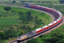 Photo of रेलवे कर्मचारियों को दीपावली में मिलेगा 78 दिन का बोनस