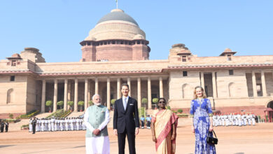 Photo of Murmu और Modi ने Prince Alois का Bharat में किया जोरदार स्वागत